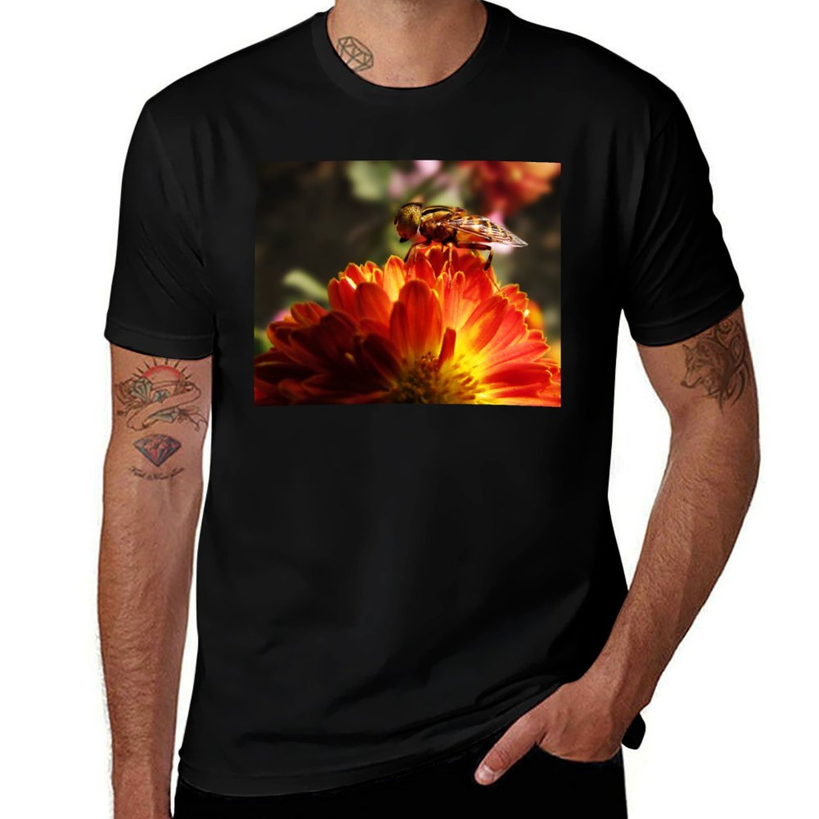 Photography Basics - Camiseta Bee On Flower - Camiseta