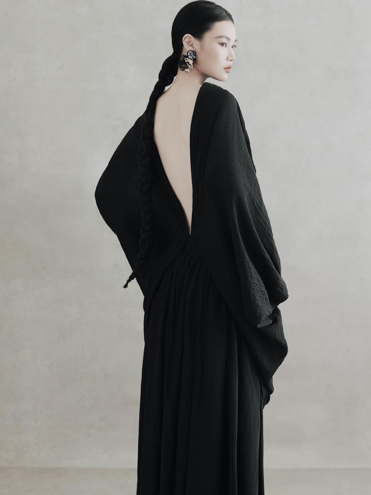Vestido Preto Sem Costas Femin - Photography Zen avaliação e preço